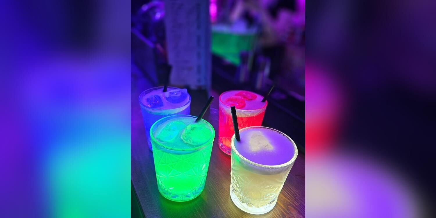 Just Pita y Bar, bar