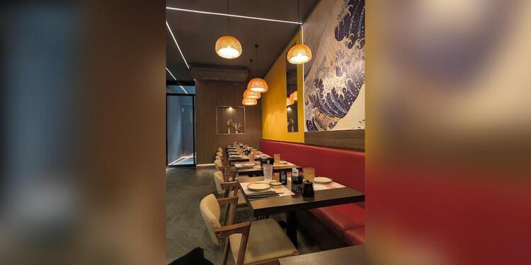 Momo sushi buffet, restaurant