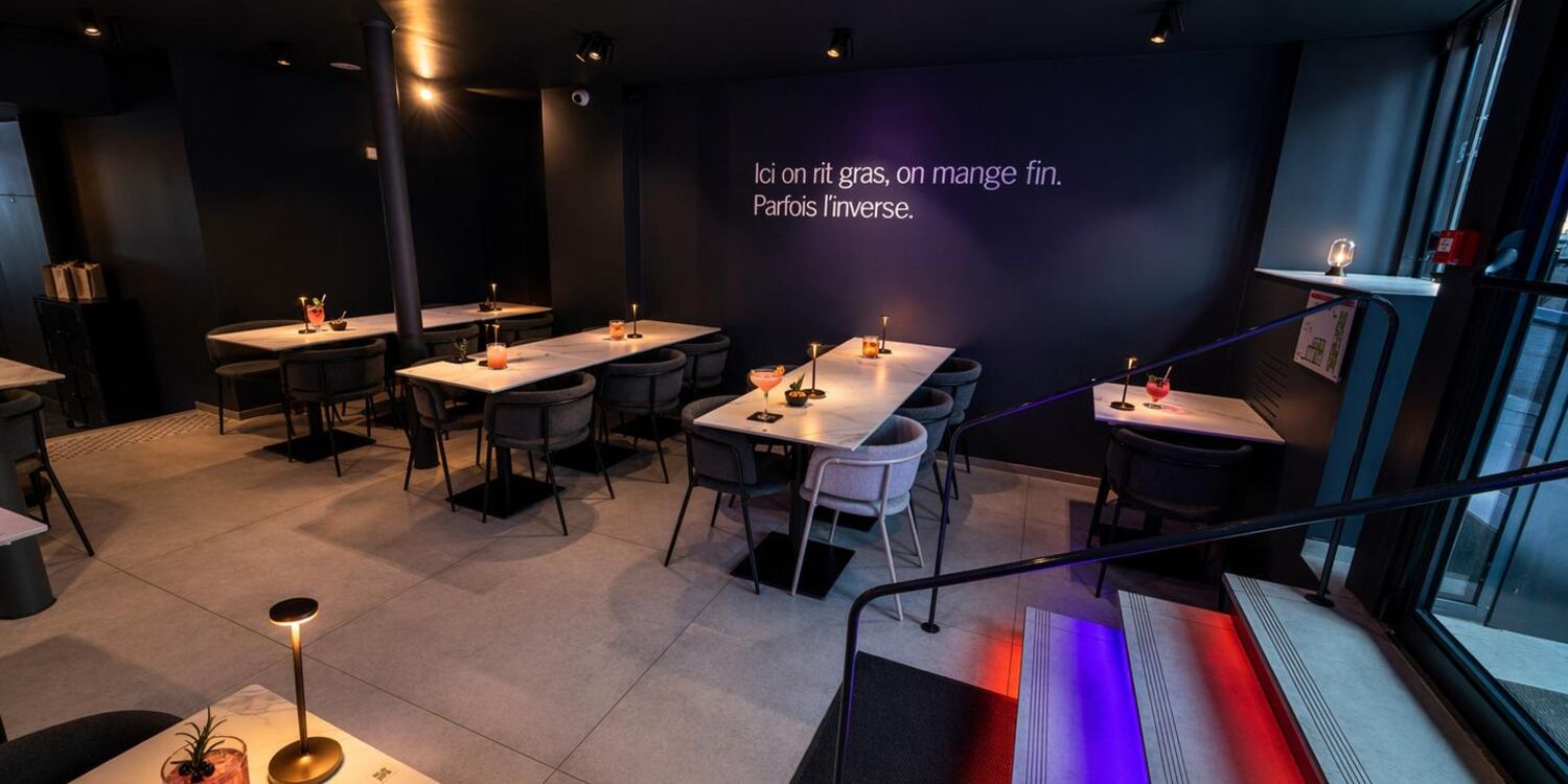 KIDOLOGY, bar