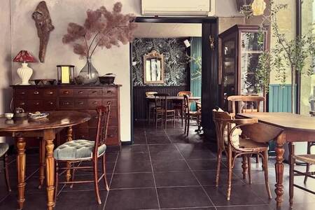 Petits Plaisirs • 物食记, Restaurant Bordeaux Hôtel de Ville - Quinconces #0