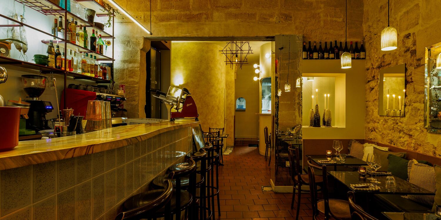 SacreBleu! Bordeaux, bar