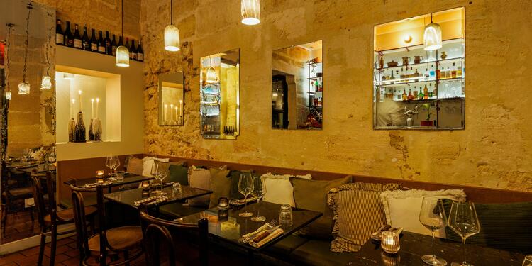 SacreBleu! Bordeaux, bar