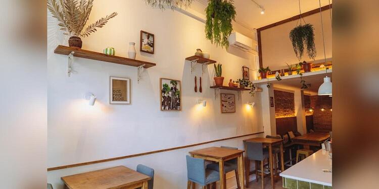 All you eat is love, restaurant