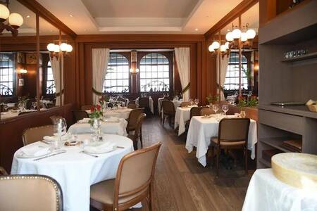 Lily de Neuilly, Restaurant Neuilly-sur-Seine Neuilly-sur-Seine #0