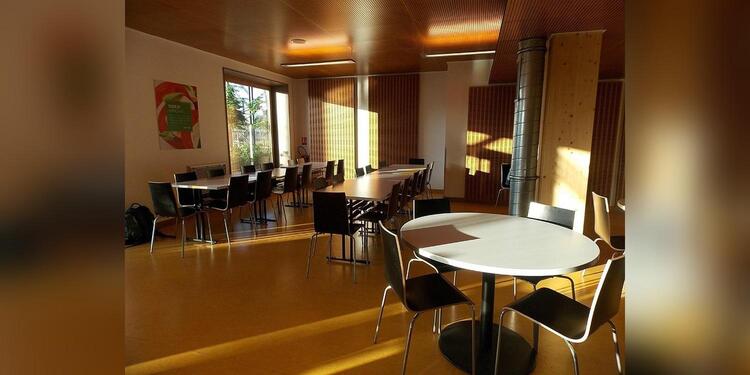 Auberge de jeunesse HI Yves Robert, bar