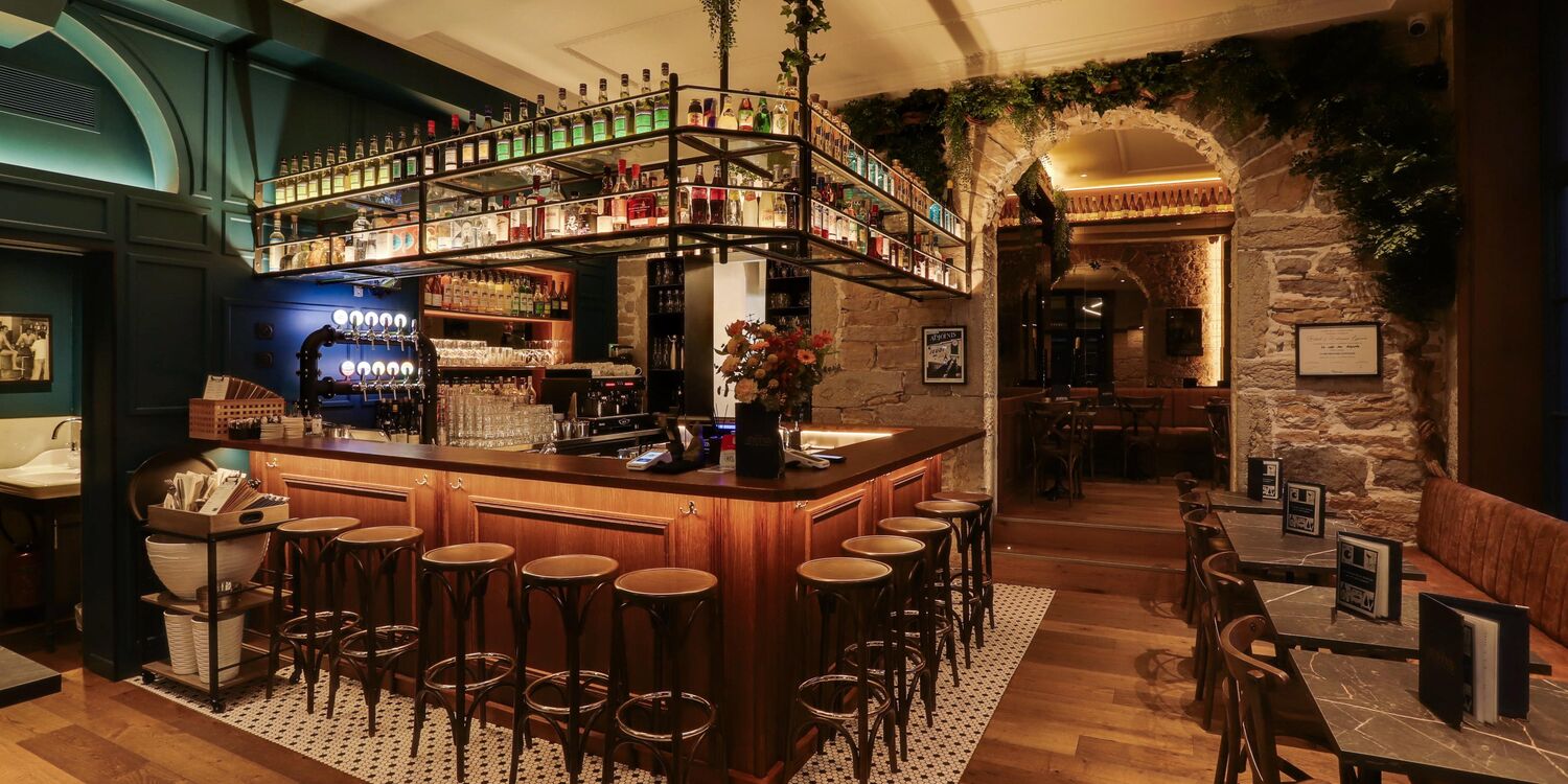 Café des Adjoints, bar