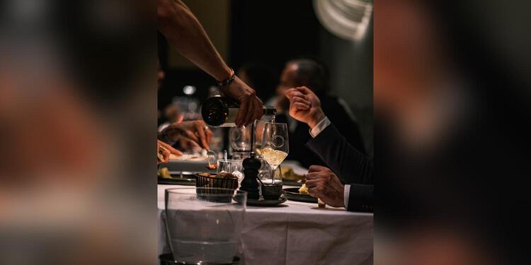 Chez les Clones, restaurant