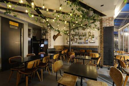 Le Cerf, Bar Vincennes Place Bérault #0