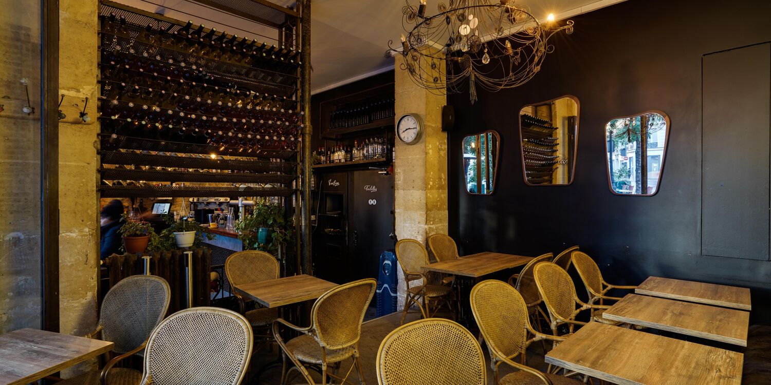 Les Jolis Mômes, bar