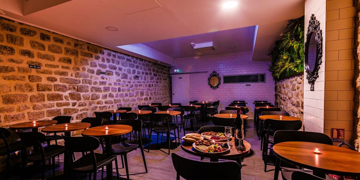 King Falafel Palace Restaurant, restaurant