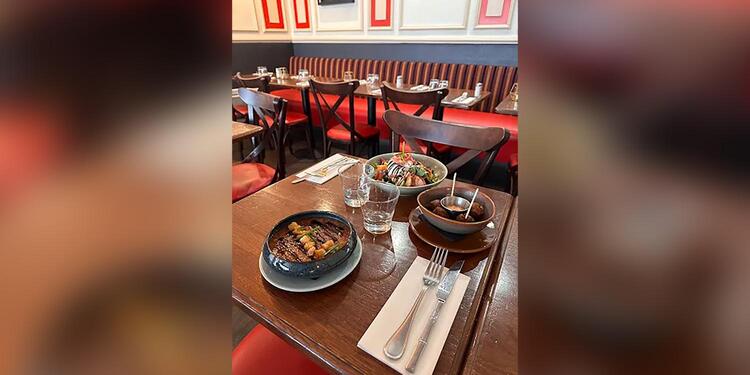 Le Rocher Saint Lazare, bar