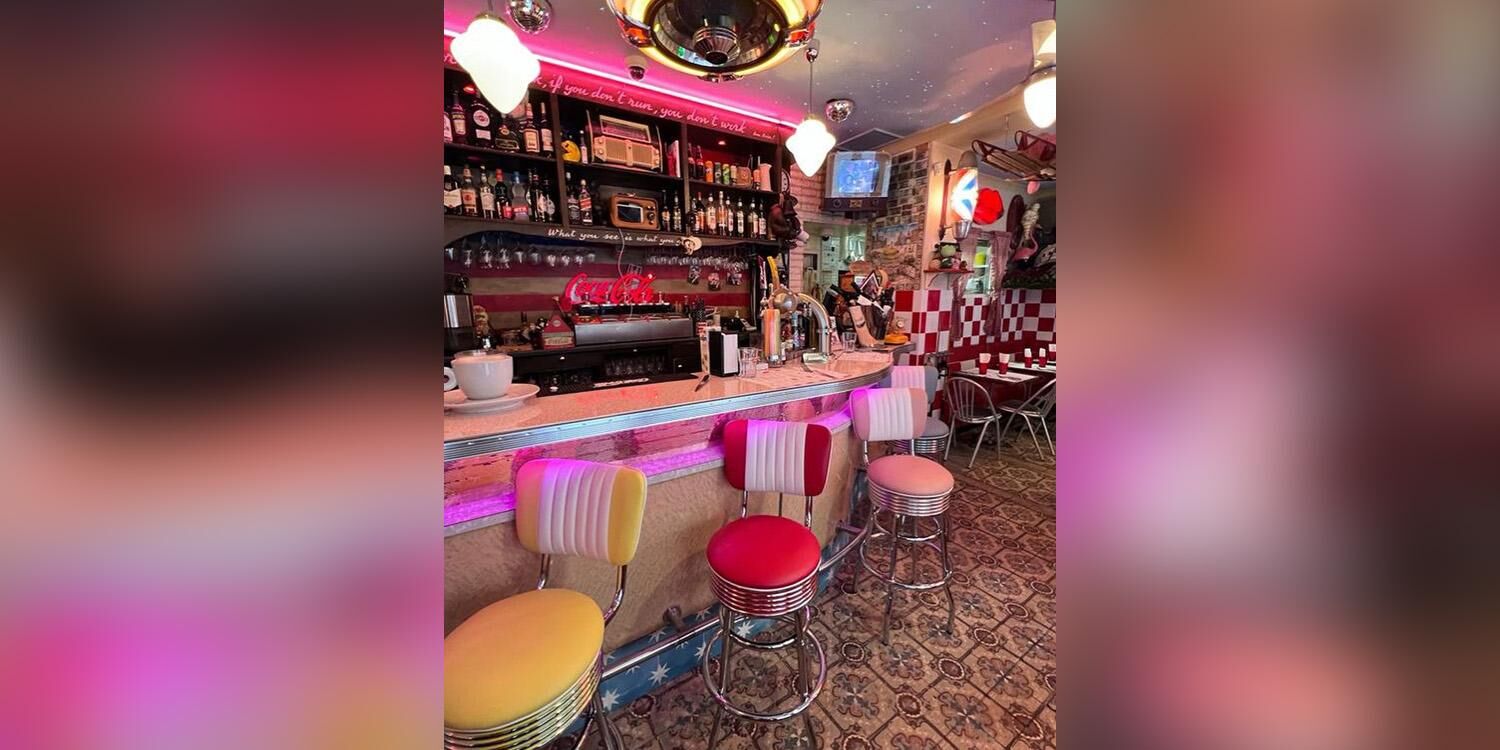 Le Fil Rouge Café, restaurant