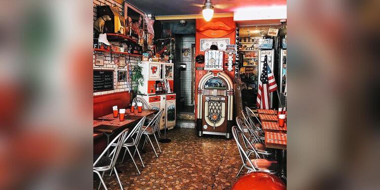 Le Fil Rouge Café, restaurant