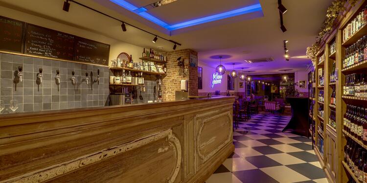 La Dame Jeanne - Craft Beer Shop & Bar, bar