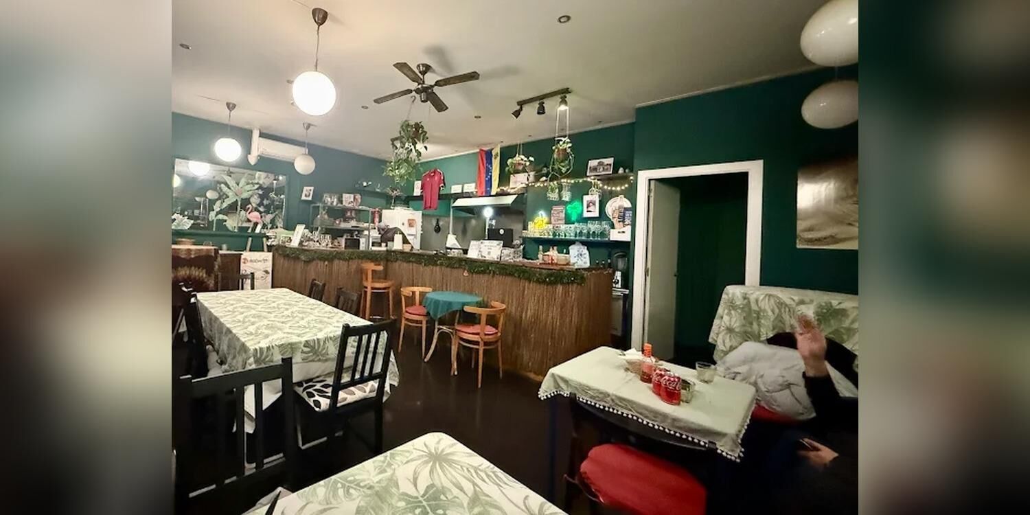 Cambur Pintón, restaurant