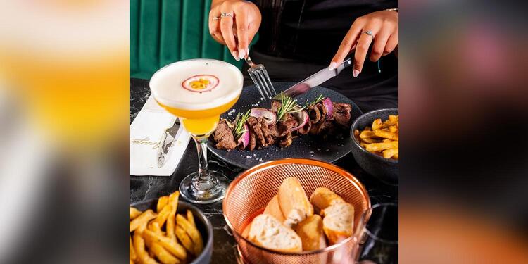 Anaya Steakhouse Restaurant, restaurant