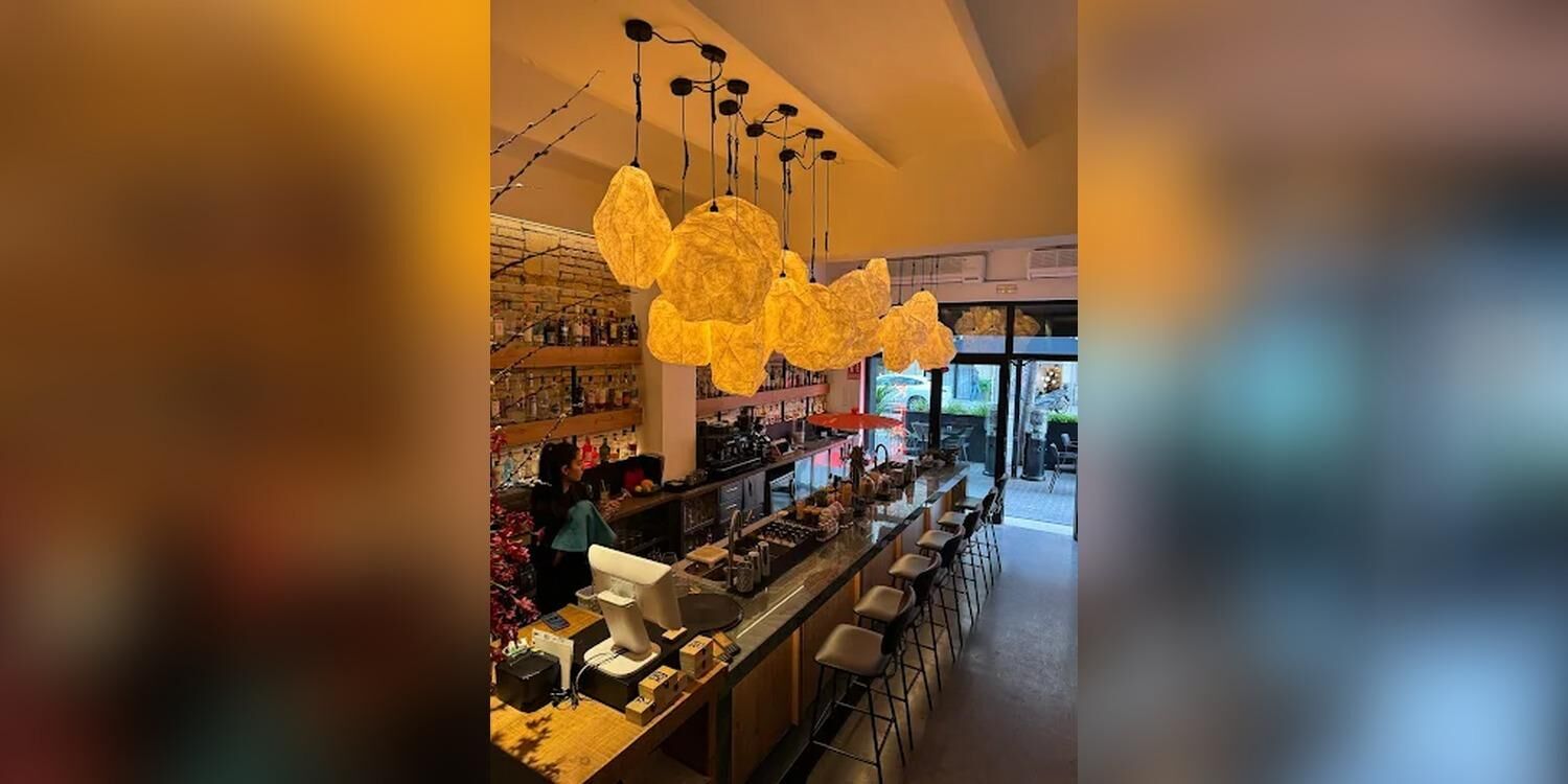 Keanu Izakaya Bar, restaurant