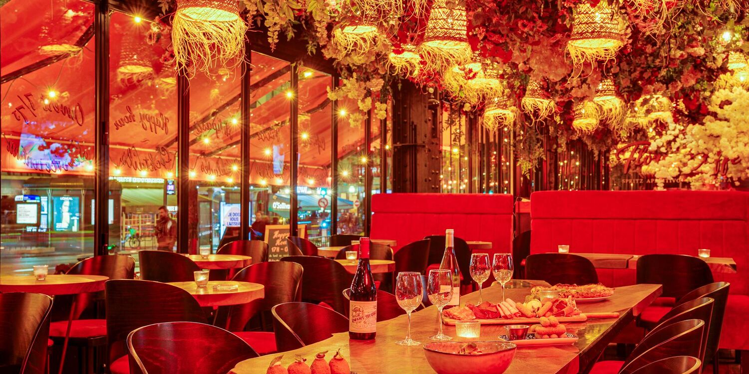 Brasserie Flora, bar