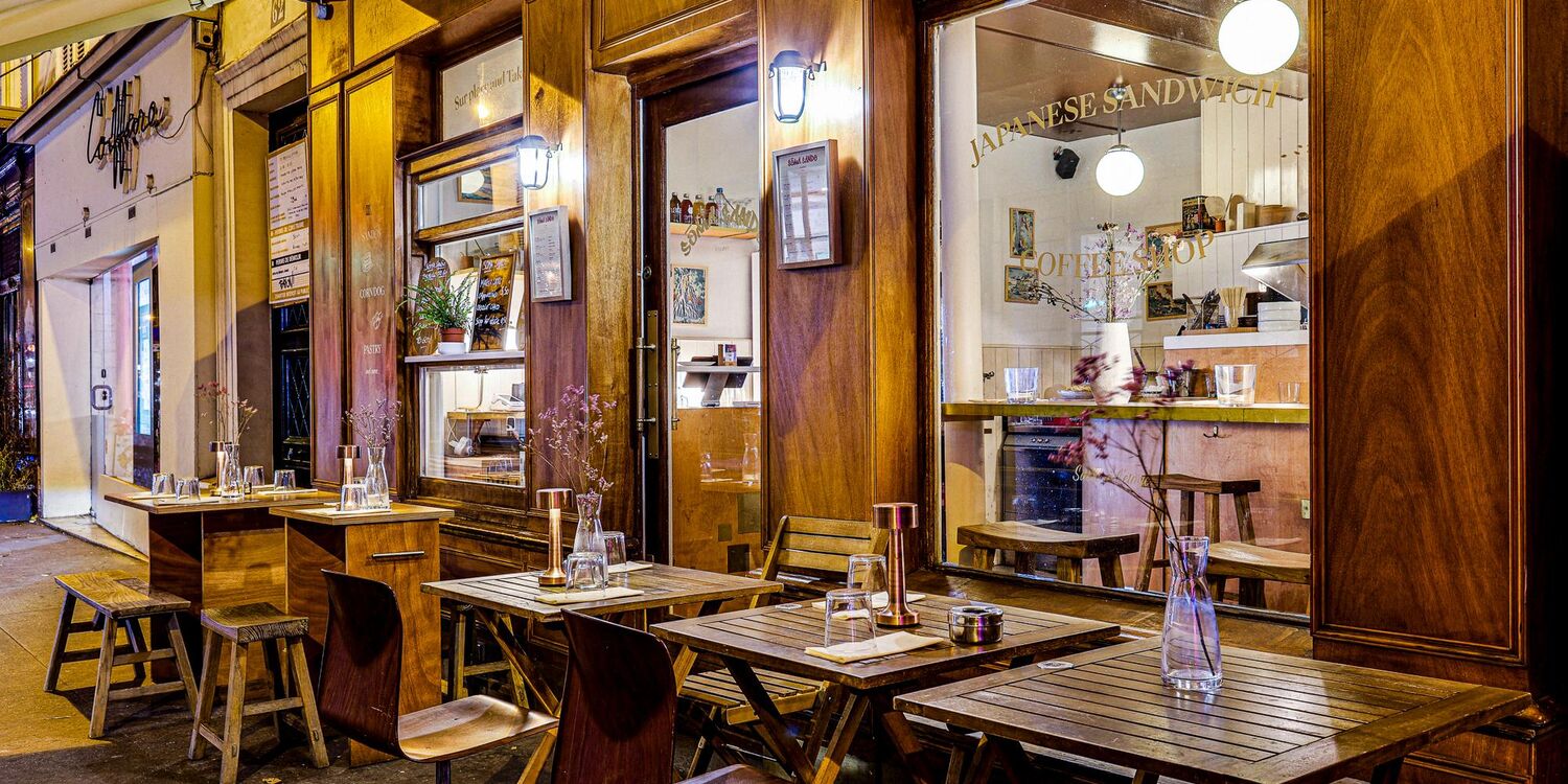 Sôma Sando, bar