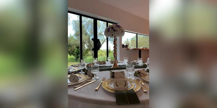 Salle des garrigues Elevage Canin Vente huile d'olives Traiteur, restaurant