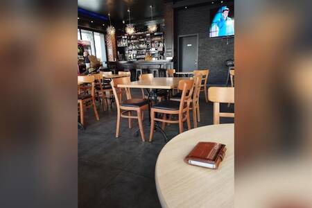 The Queen's, Bar Saint-Gilles  #0