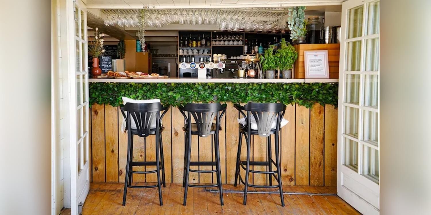 L'Aventure, restaurant