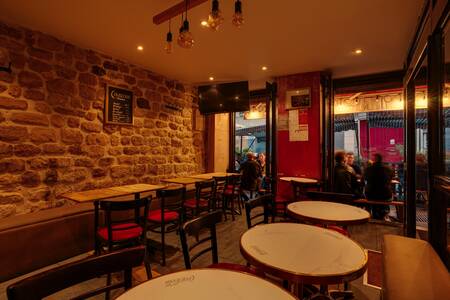 Bistro 27, Restaurant Paris Place de Clichy #0