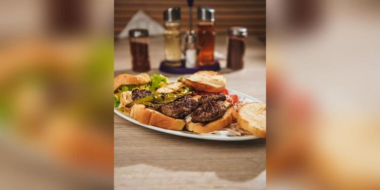 Emirdağ Köftecisi, restaurant