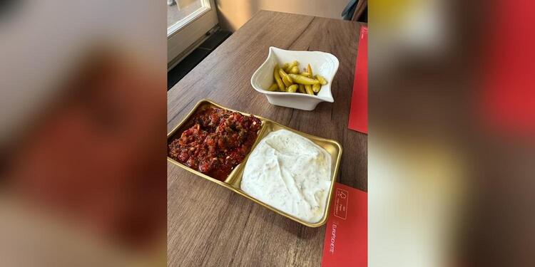 By Grill, restaurant