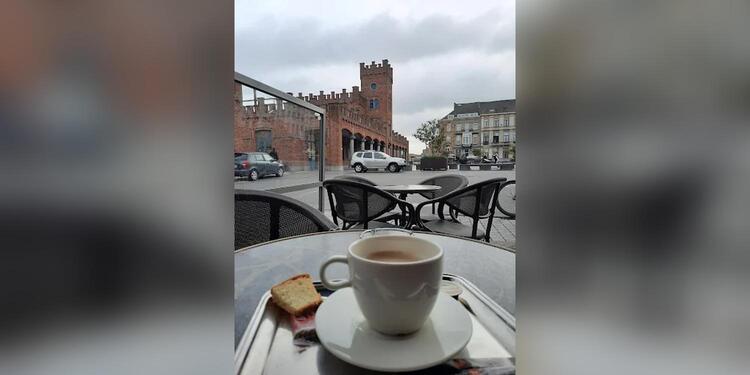 Grand Café Des Arcades, bar