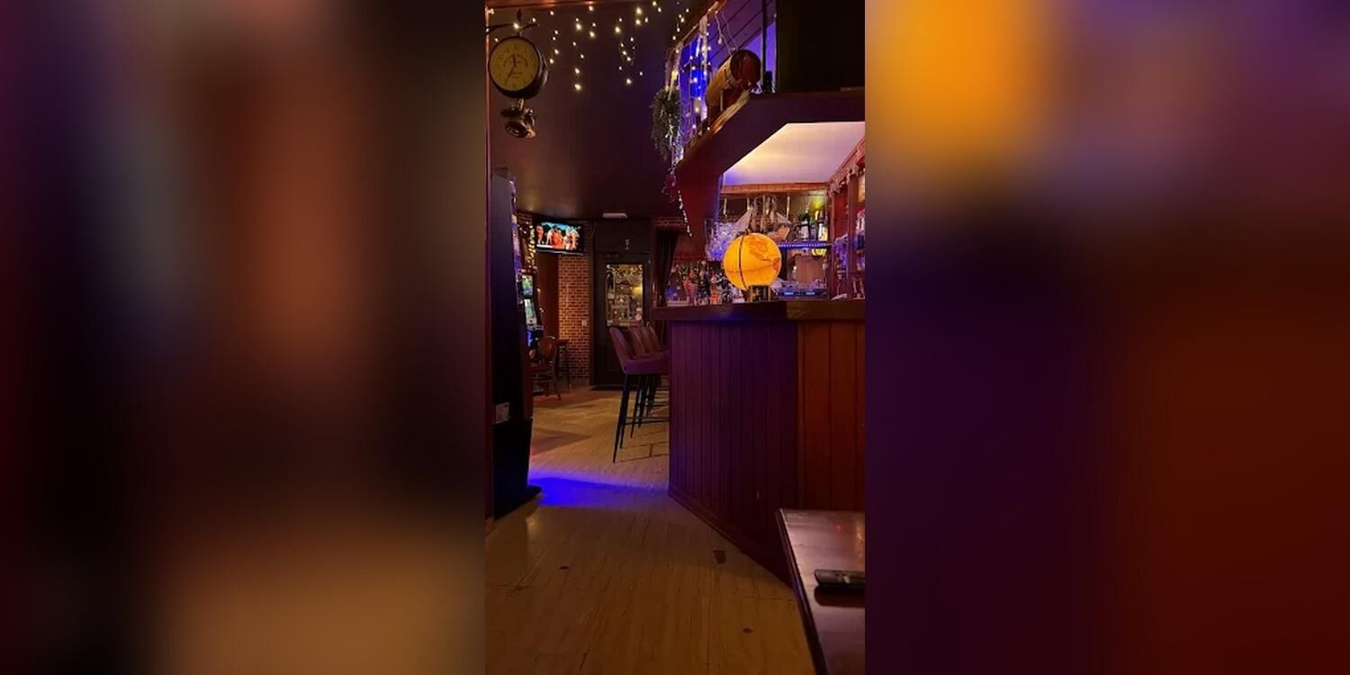 CAFE SAINT-PIERRE, bar