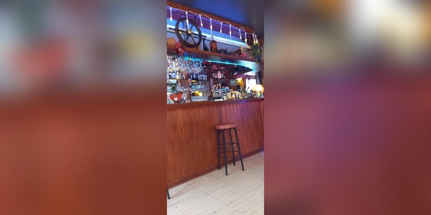 CAFE SAINT-PIERRE, bar