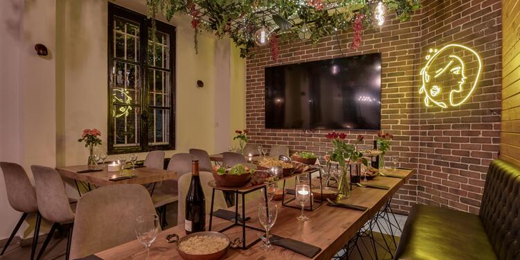 Epi Restaurant, restaurant