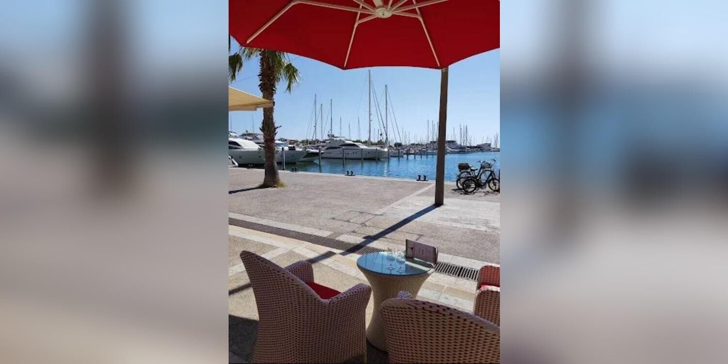 Indian Glacier/Café, restaurant