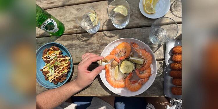 Ginette Leucate, restaurant