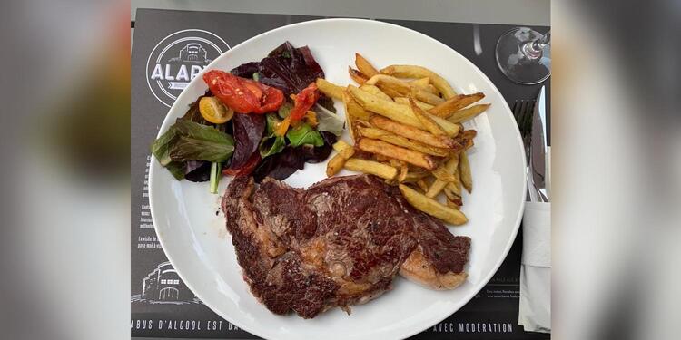 La Guinguette de L'Arnel, restaurant