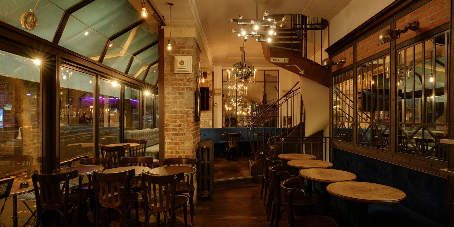 Les Mauvaises Habitudes, bar