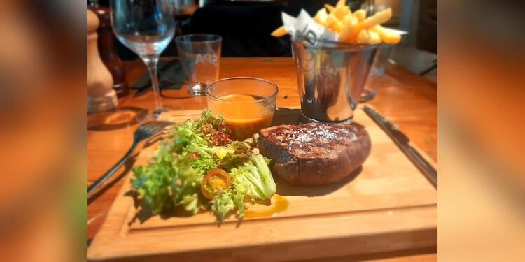 1150 ClubHouse, restaurant