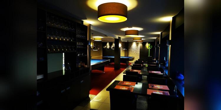 The New Diplomat, restaurant