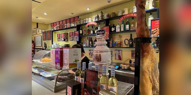Taberna Cervecería Las Toreras, bar