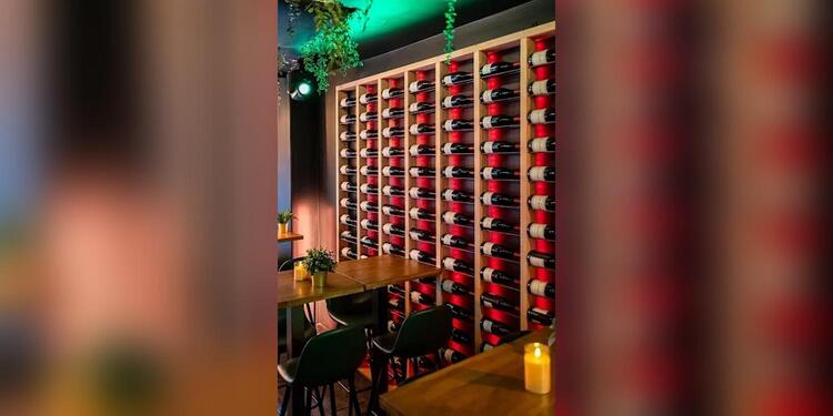 Bar à Vin et Cocktail - Bottle Bar, bar