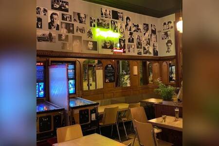 Duc du Brabant, Bar Schaerbeek Josaphat #0