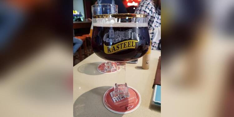 Café Den Brosser, bar