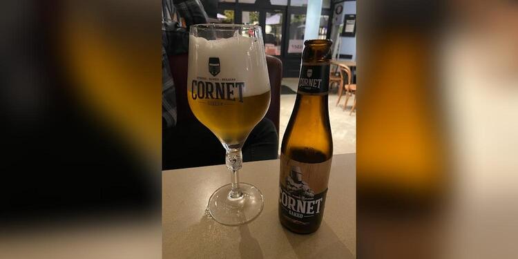 Café Den Brosser, bar