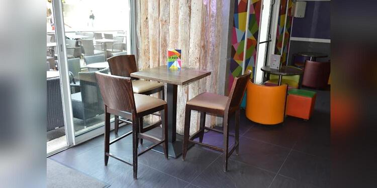 Le Dock Café, bar