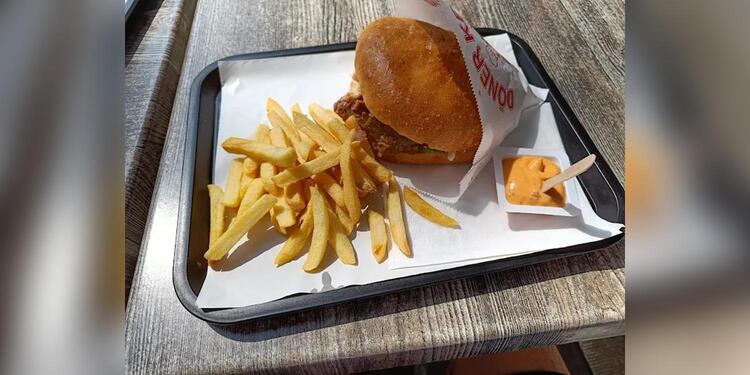 Snack xl, restaurant