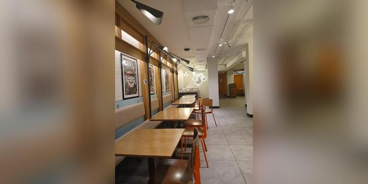 Popeyes Famous Louisiana Chicken, restaurant