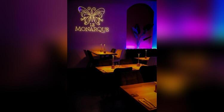 Le Monarque, bar