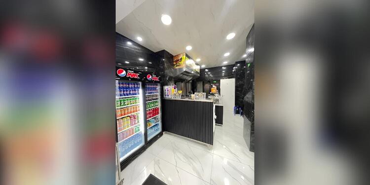 yamy food, restaurant