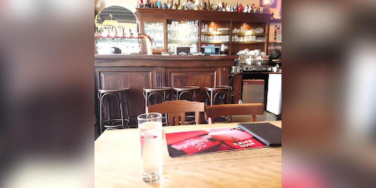 D?Hanekeef Café, bar